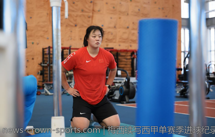 梅西续写西甲单赛季进球纪录的精彩瞬间